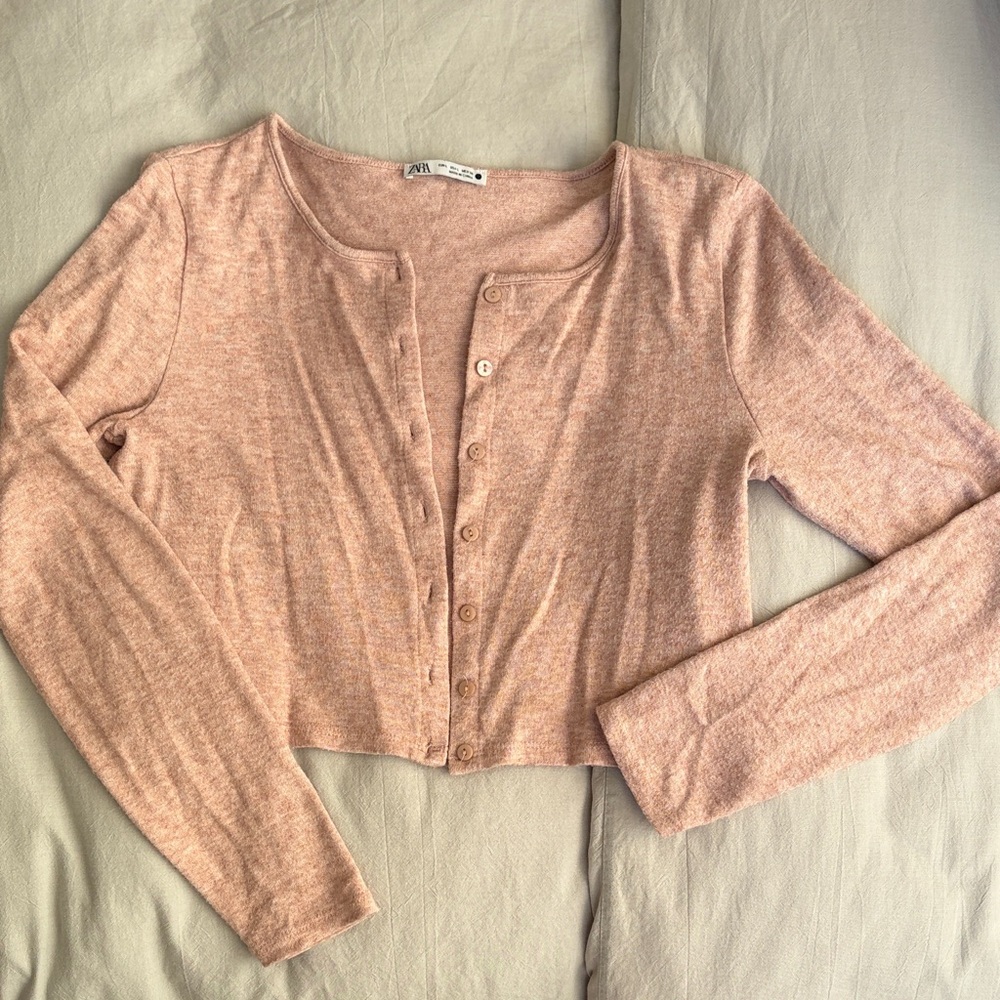 Zara Blush Button-Up Soft Cropped Cardigan